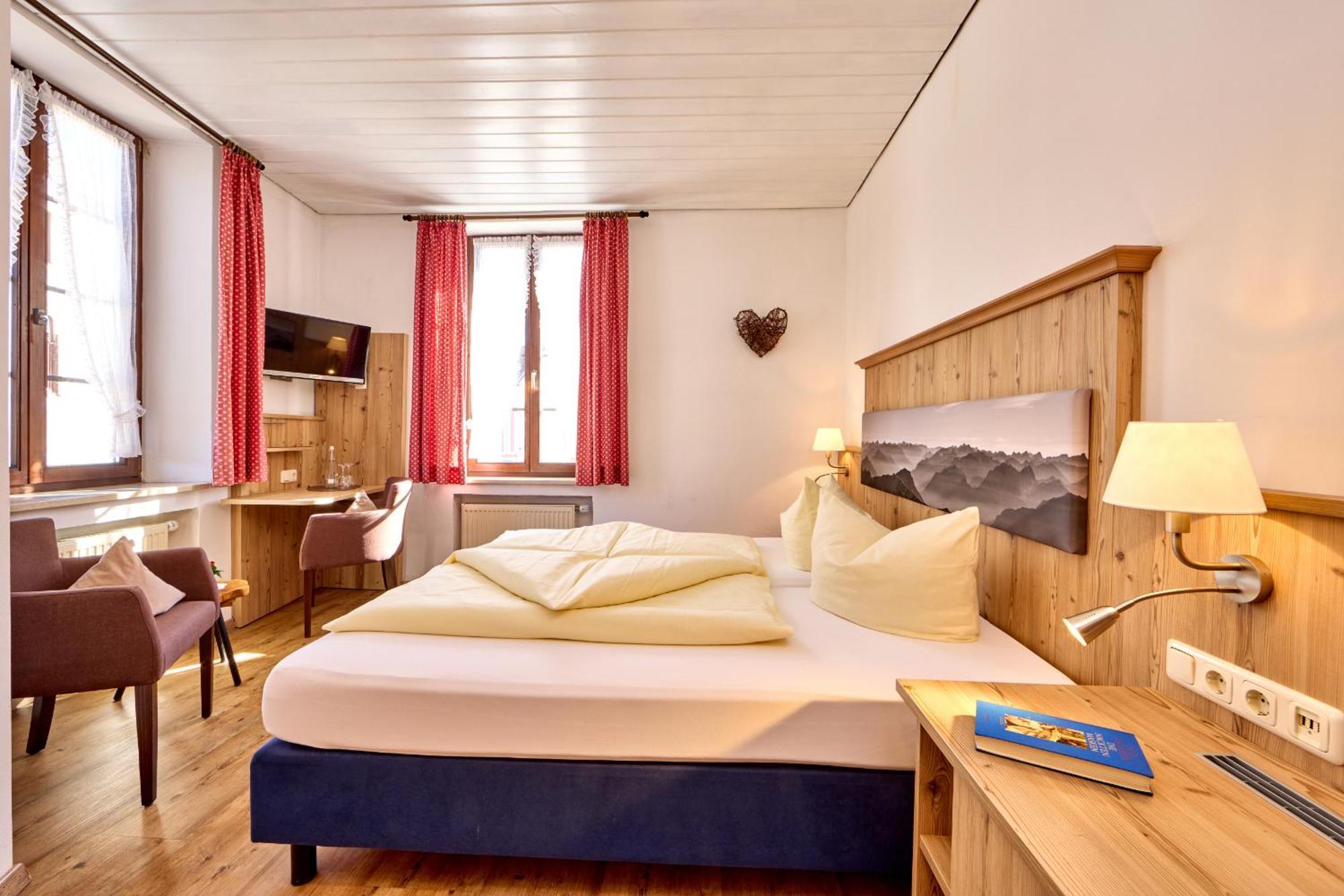 Hotel Drei Mohren Гармиш-Партенкирхен Екстериор снимка