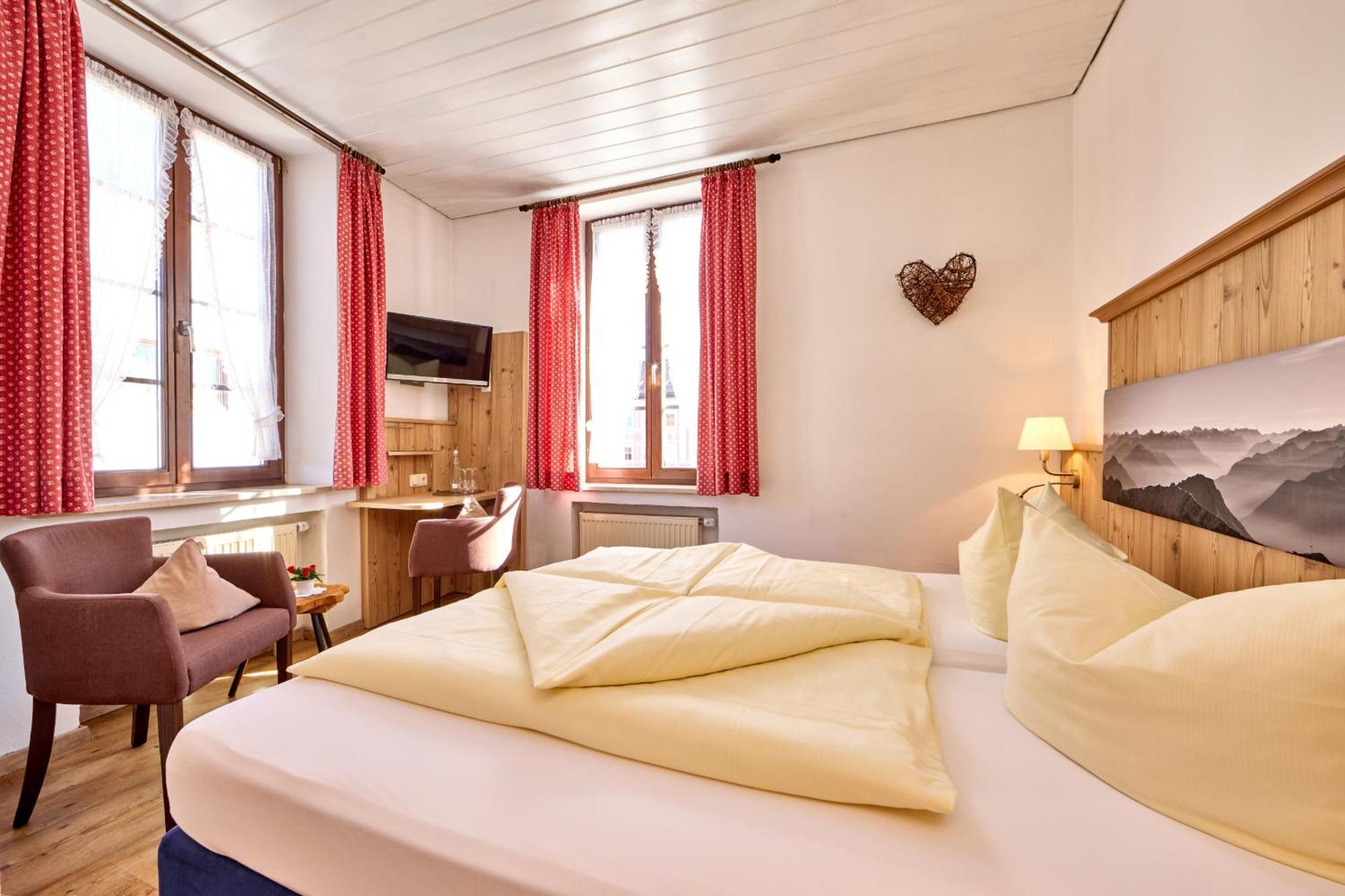 Hotel Drei Mohren Гармиш-Партенкирхен Екстериор снимка